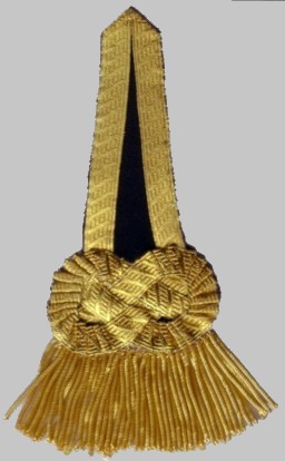 [Epaulet]